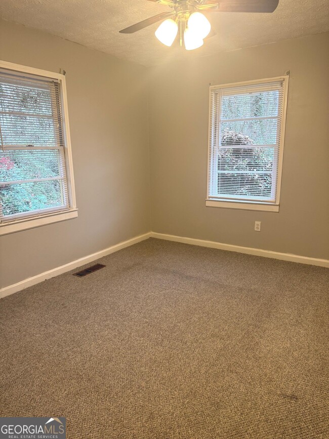 Building Photo - 2308 Kelleytown Rd