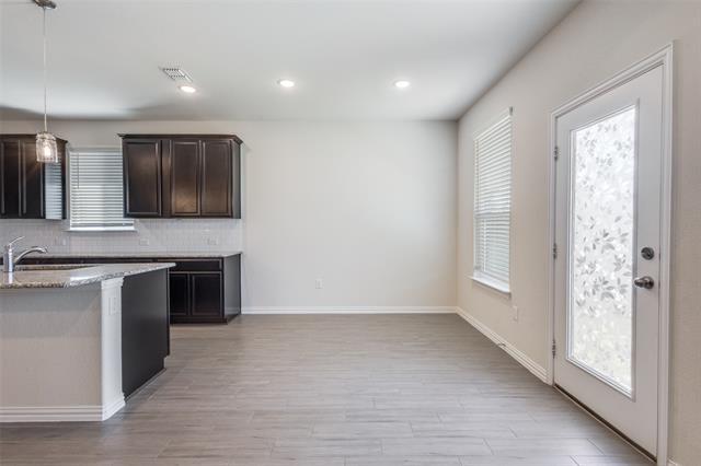 Building Photo - 705 Adelyn St