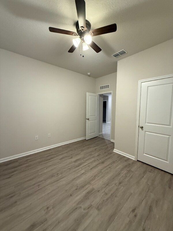 Building Photo - 334 Winter Bliss Ln