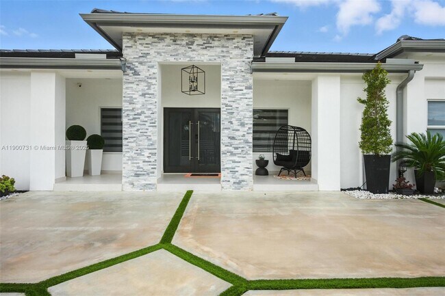 Building Photo - 19302 SW 132nd Path