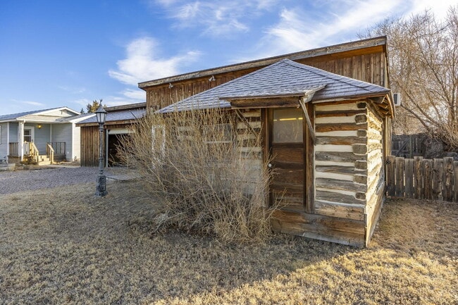 Building Photo - Comfort, Character & Extra Space