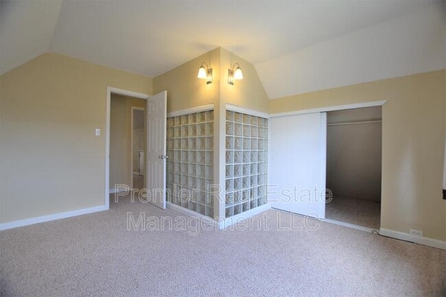 Building Photo - 2111 Lowell Blvd