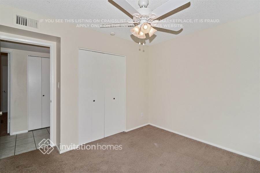 Building Photo - 7341 W Shangri La Rd