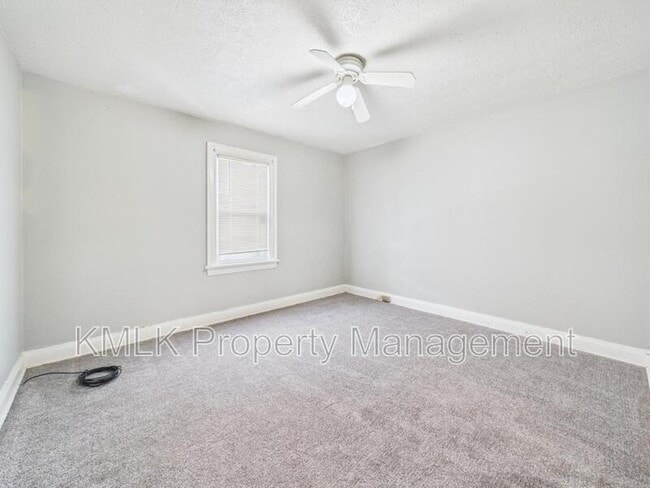 Building Photo - 916 Peckham St