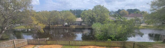 Building Photo - 2017 Millington Ln