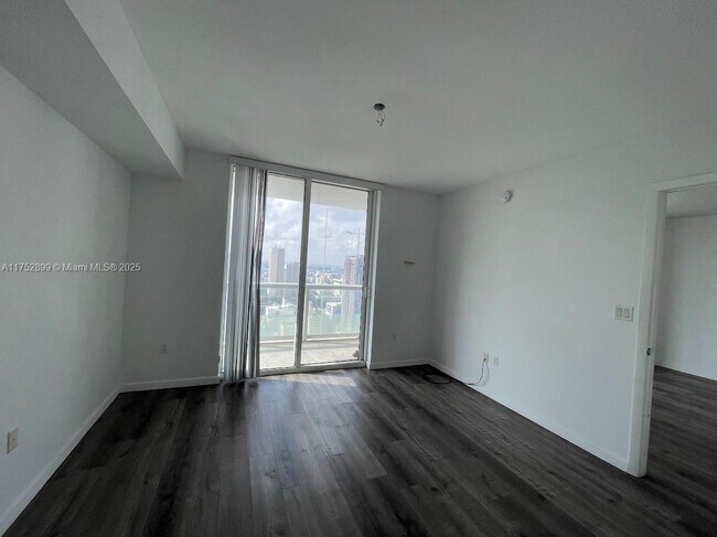 Building Photo - 50 Biscayne Blvd