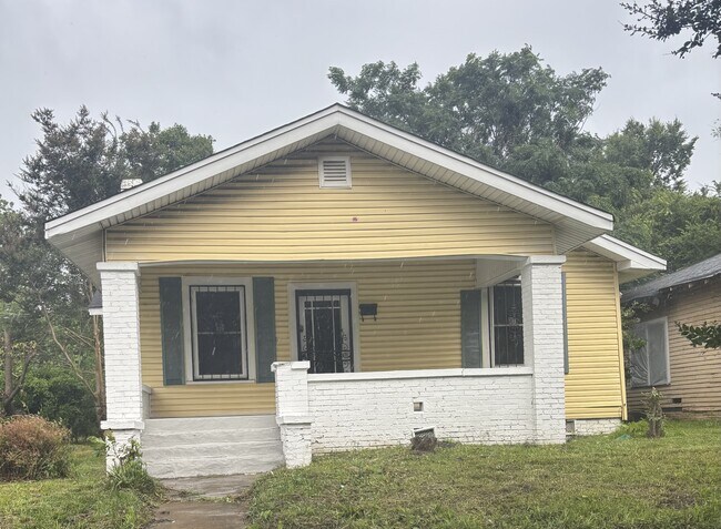Primary Photo - 2722 Ave I