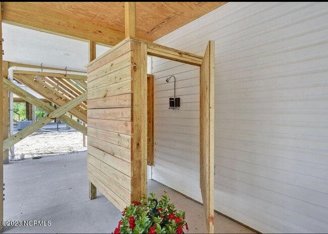 Building Photo - 2083 Holden Beach Rd SW