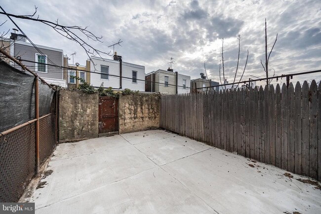 Building Photo - 3097 Memphis St