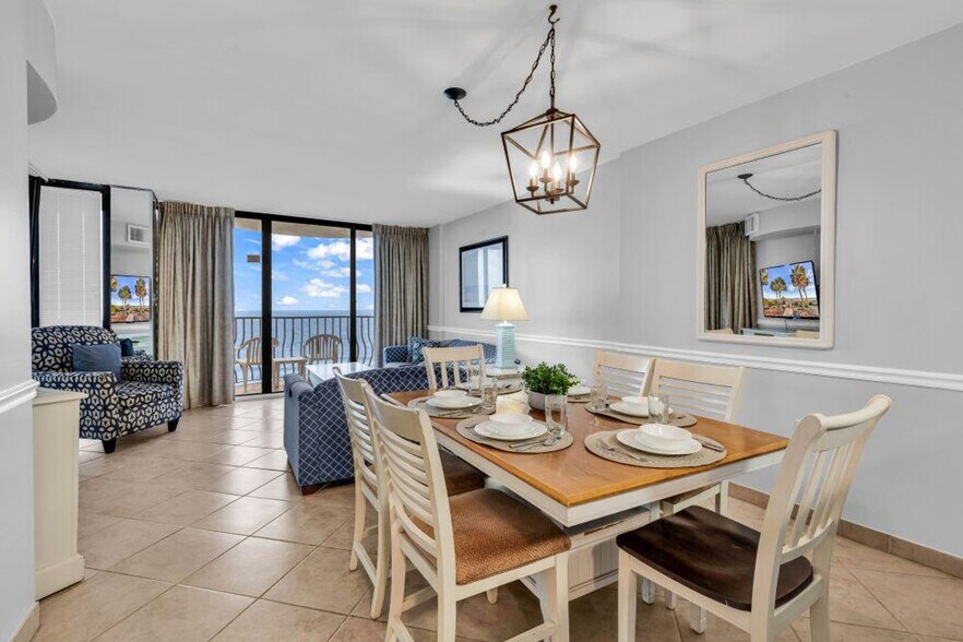 Building Photo - 2500 N Ocean Blvd