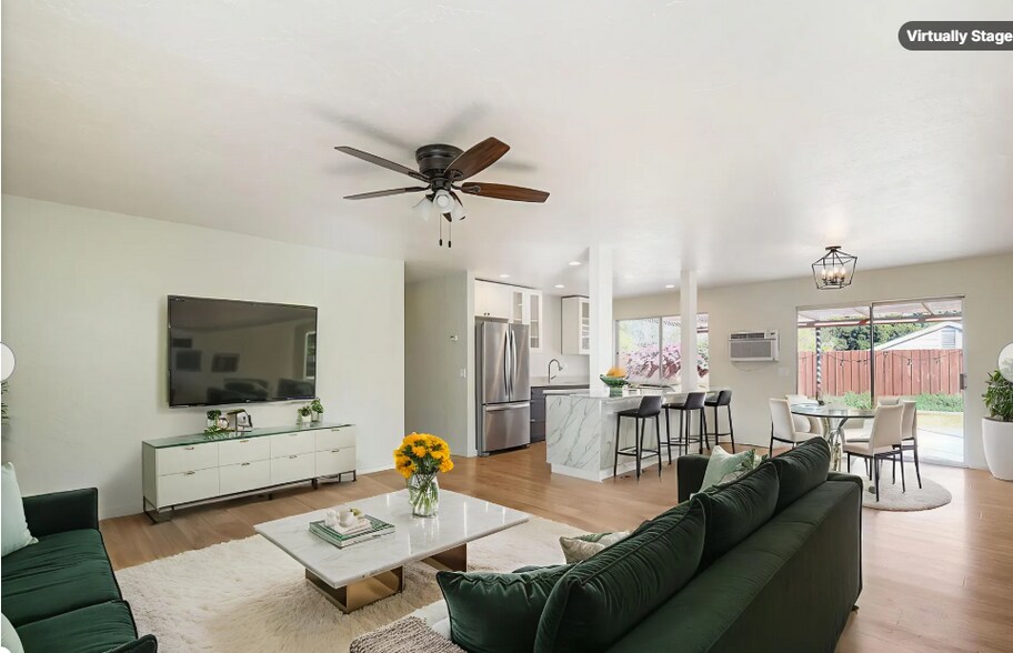 Building Photo - 2371 Berry St