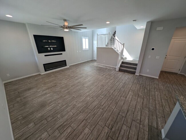 Building Photo - 8096 Skye Roar Ct