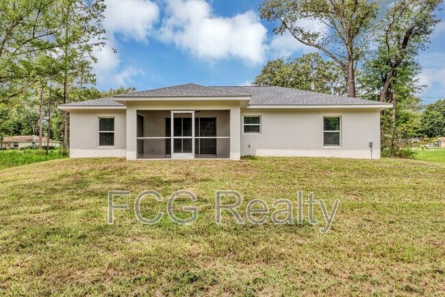 Building Photo - 6551 Hemlock Rd