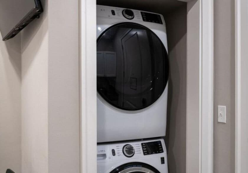 Building Photo - 3500 St Claude Ave