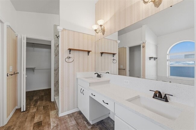 Building Photo - 4527 Clarkwood Ct