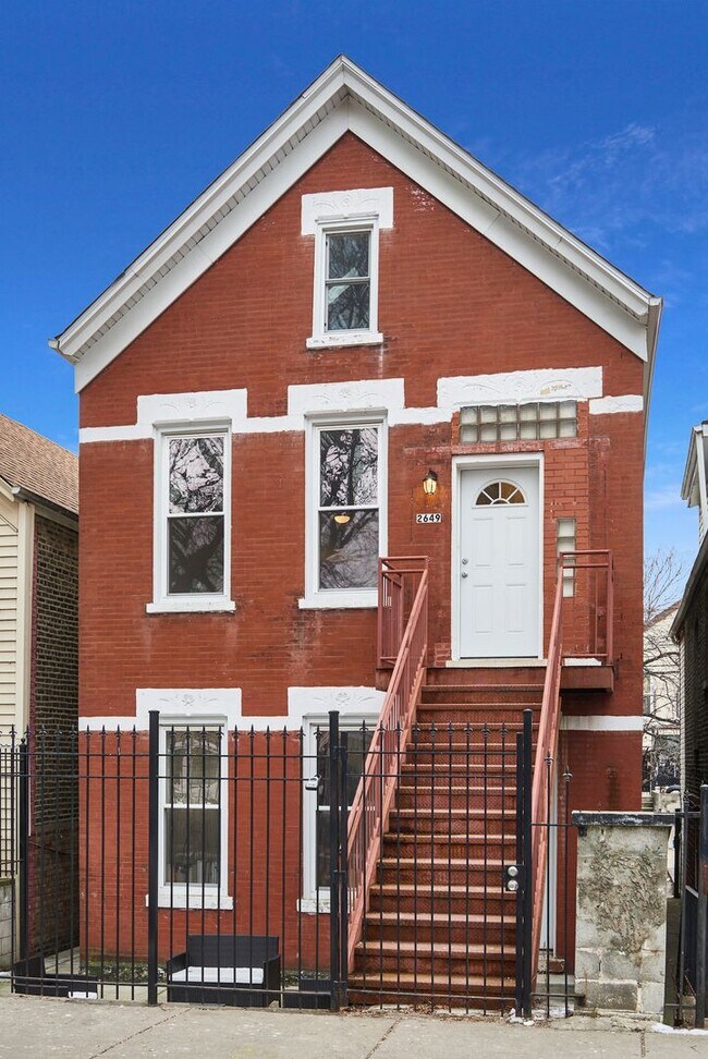 Primary Photo - 2649 W 21st Pl