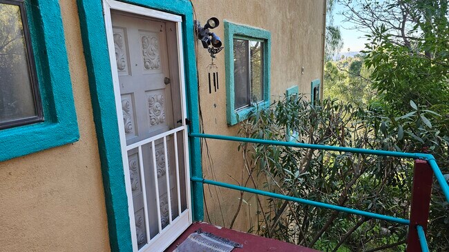 Entry door - 1417 Nolden St