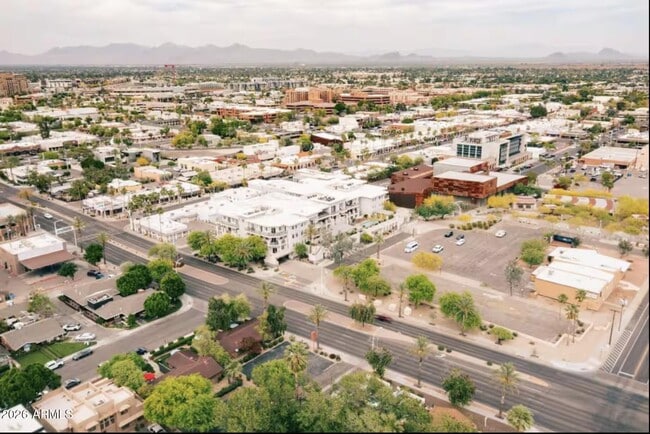 Building Photo - 6961 E 1st St