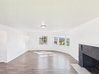 Building Photo - 2135 Washington St