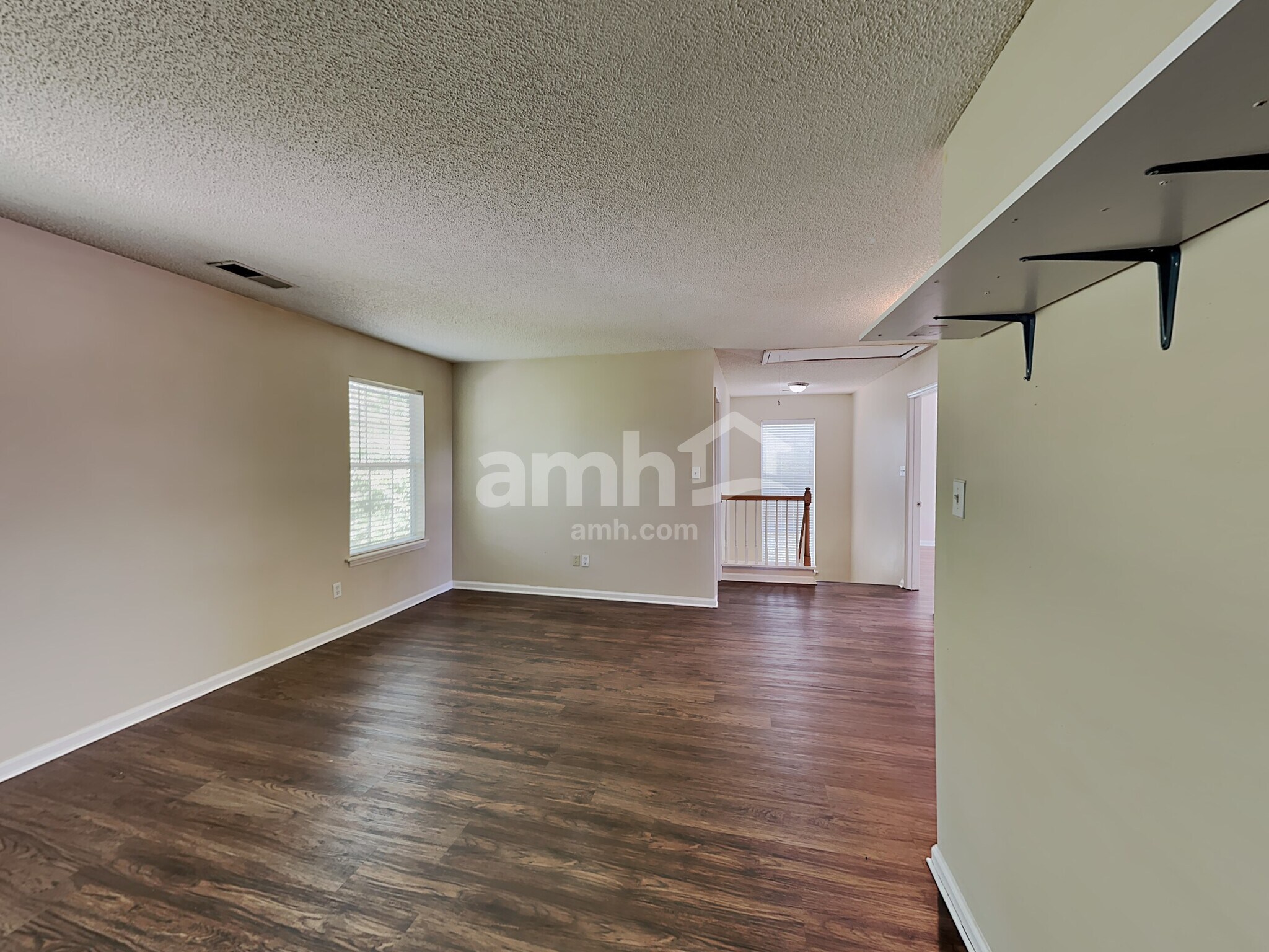 Building Photo - 9817 Stephen Thompson Ln