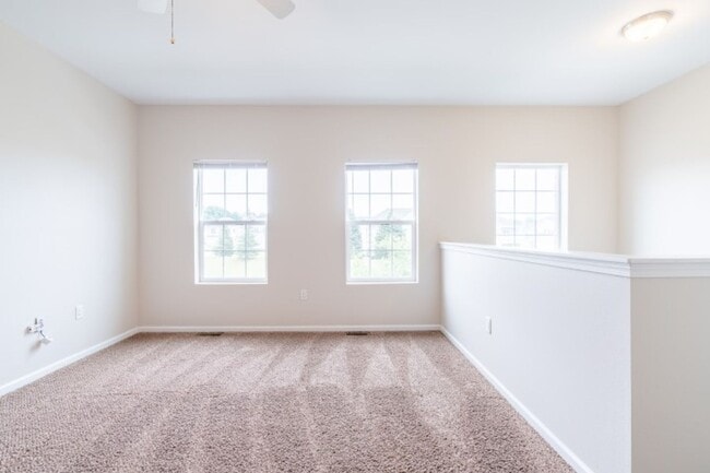 Building Photo - Huge, Open Floor Plan Townhome for RENT at Johnston Common Brownstones!