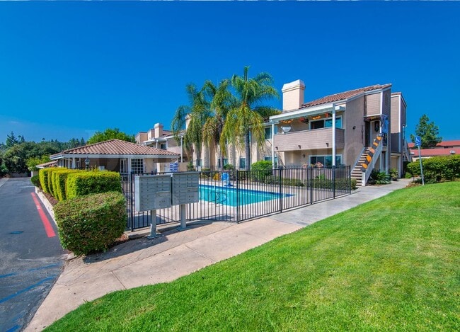 Building Photo - 1075 N Escondido Blvd