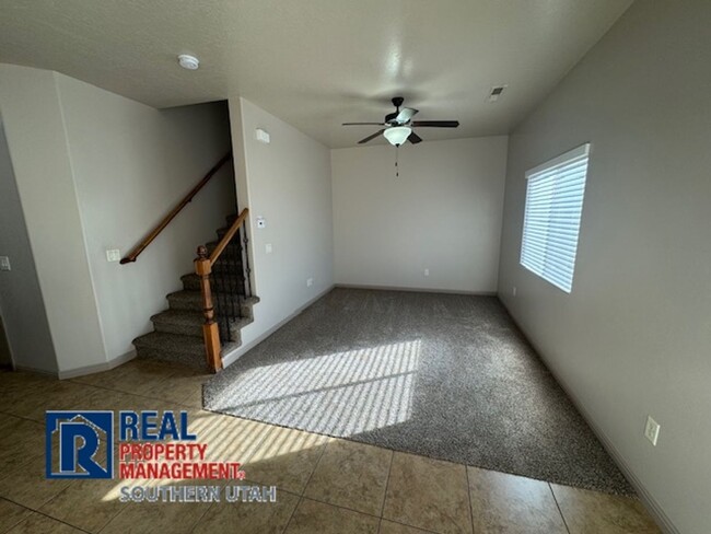 Building Photo - Millcreek Springs Townhome