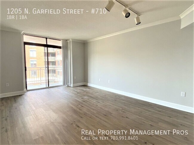 Building Photo - Beautiful Condo at Popular Station Square,...