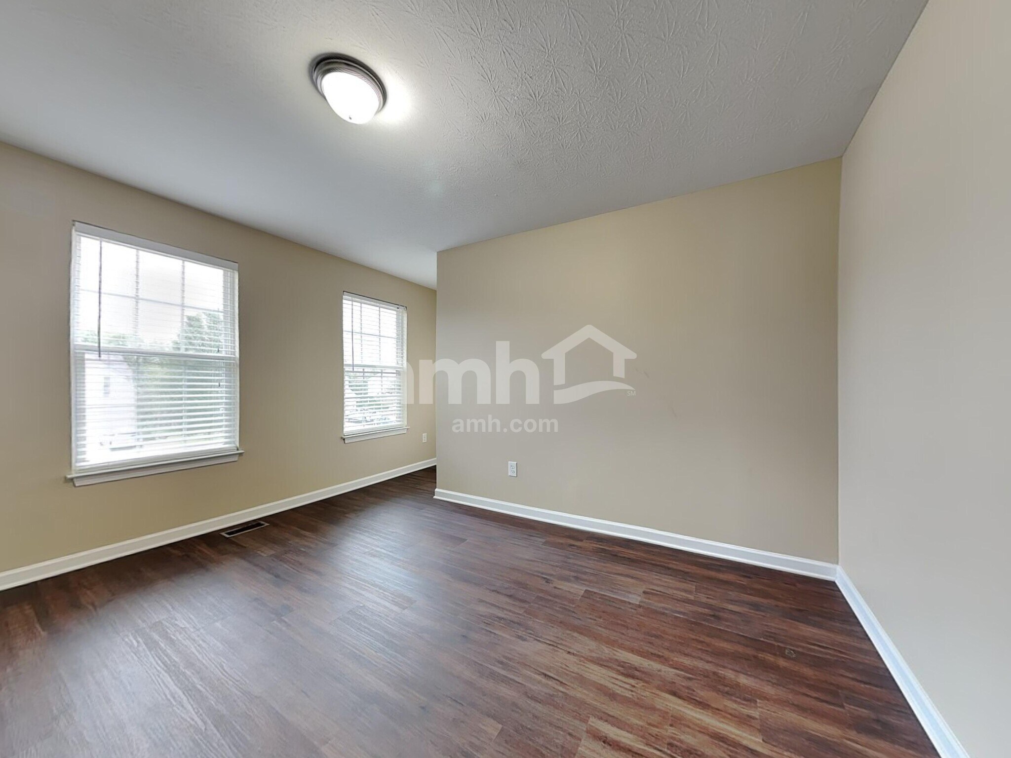 Building Photo - 1172 Turfway Ct