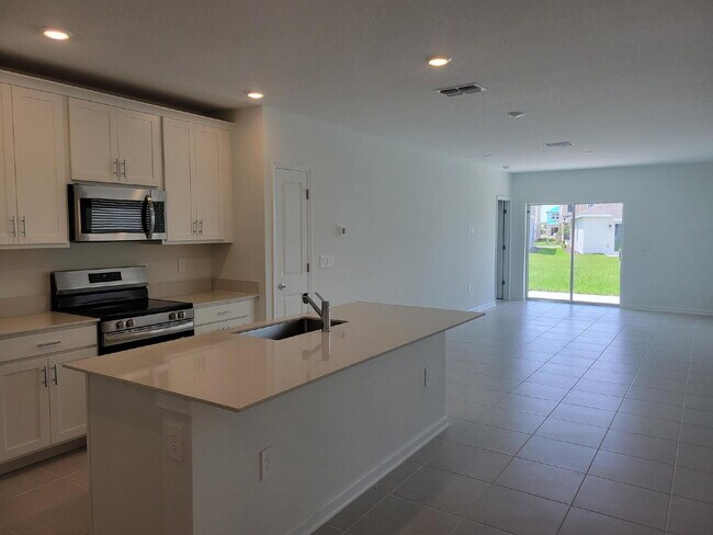 Building Photo - Brand New Home in Clermont, Close to Olympus!