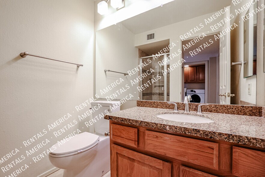 Building Photo - 7395 W Kerry Way