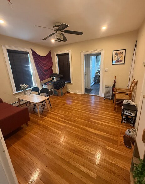 Building Photo - 36 Pratt St