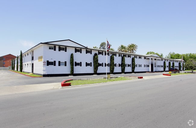 Primary Photo - Westwind Apartments