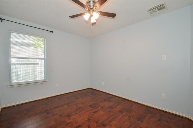 Building Photo - 7439 Parkcross Pl