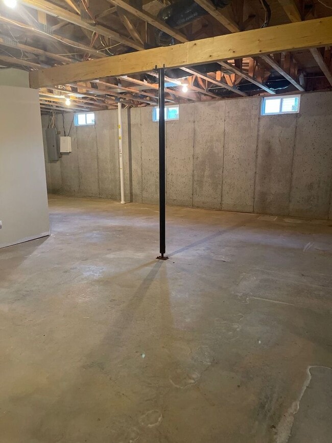 Building Photo - 417 Cabernet Dr