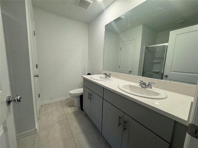 Building Photo - 3093 Skyline Lp