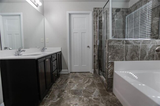 Building Photo - 4241 Towncastle Ln