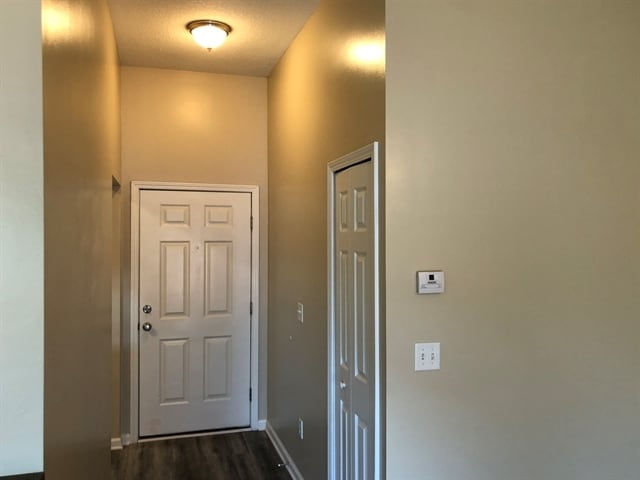 Building Photo - 3201 Ginny Lake Dr