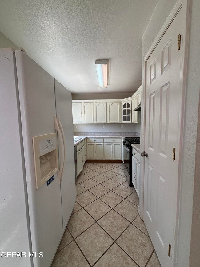 Building Photo - 4476 Loma Diamante Dr