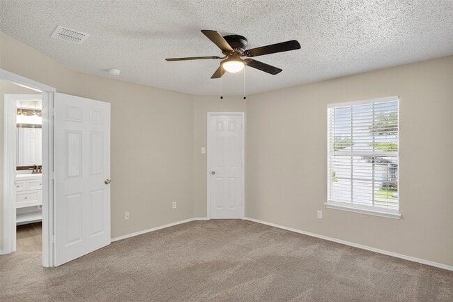 Building Photo - 8412 Widgeon Way