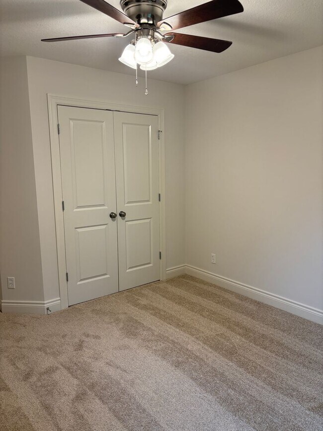 Building Photo - 14 3rd Ave