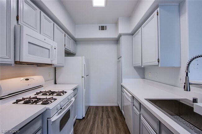 Building Photo - 7163 S Durango Dr