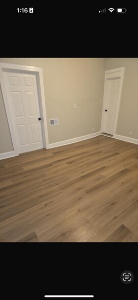 Bedroom 3 - 217 W Mitchell St