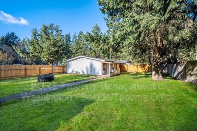 Building Photo - 6415 151st St NW