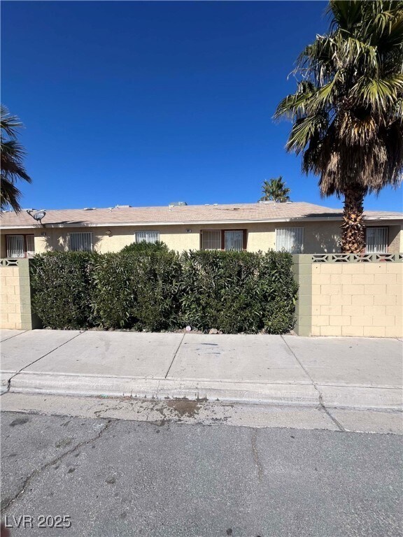Building Photo - 3861 Soda Springs Dr