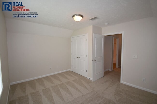 Building Photo - 1561 Passage Dr