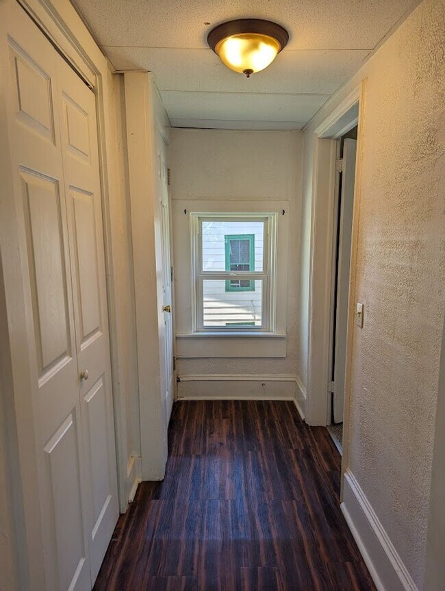 Building Photo - 626 Washington St