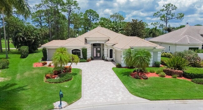 Building Photo - 8060 Kiawah Trce