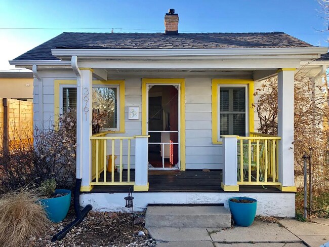 Primary Photo - 3961 Utica St