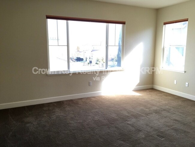 Building Photo - 457 W Aventino Ave